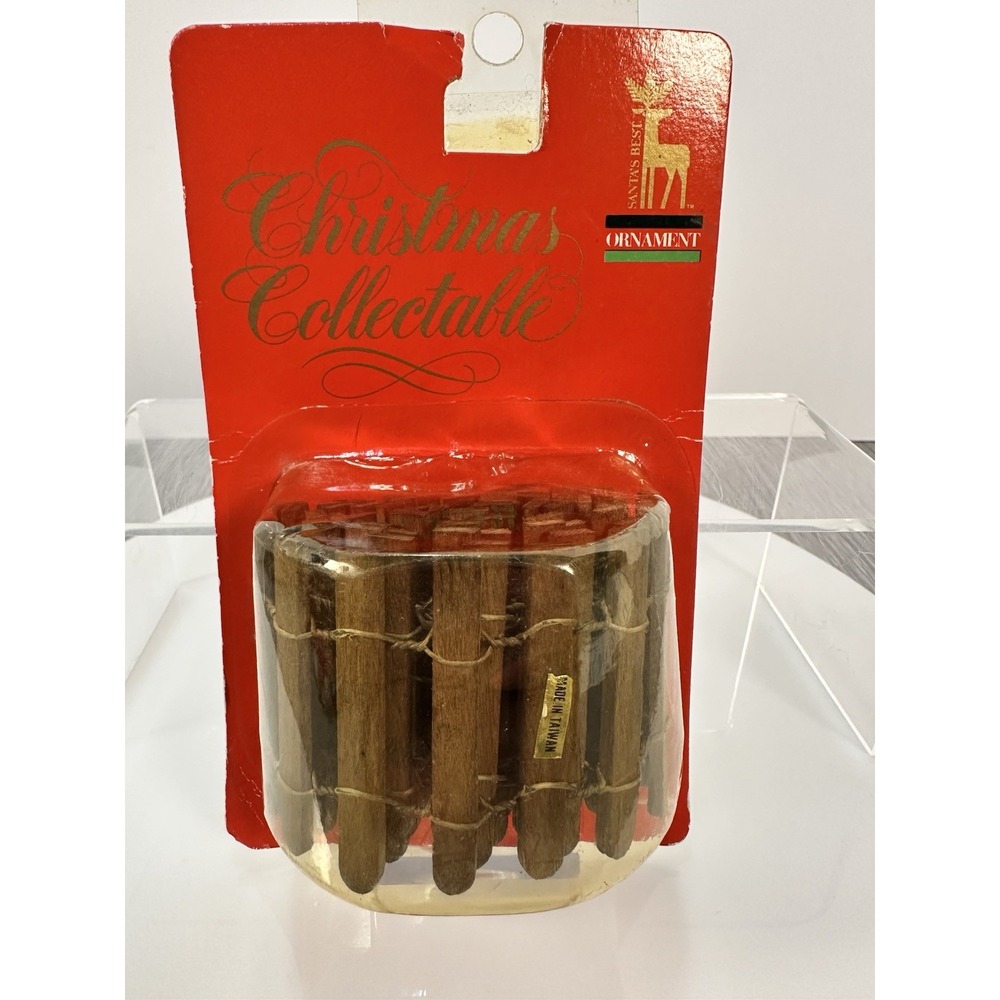 Santas Best -  Christmas in Vermont Village‎ Brown Wooden Picket Fence Vintage